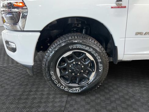 Used 2026 RAM 2500 Laramie AWD/4WD image 14