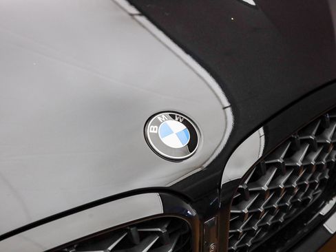 Used 2025 BMW X4 xDrive30i w/ Premium Package image 6