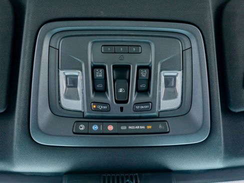 Used 2022 GMC Sierra 1500 AT4 w/ AT4 Premium Package AWD/4WD image 29