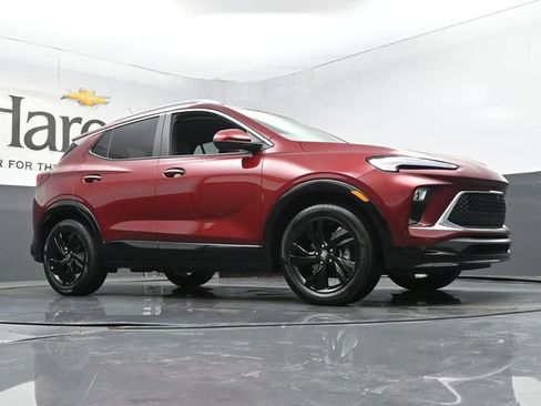Used 2024 Buick Encore GX Sport Touring w/ Comfort Package FWD image 2