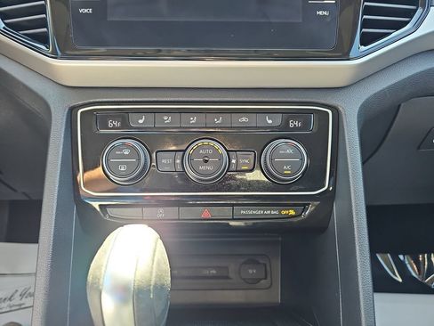 Used 2023 Volkswagen Atlas SE w/ Panoramic Sunroof Package FWD image 23