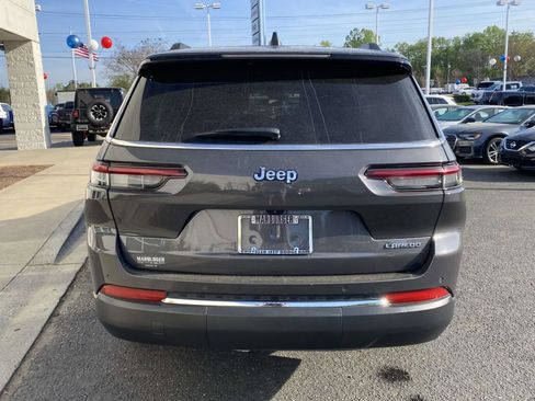 Used 2023 Jeep Grand Cherokee L Laredo image 6