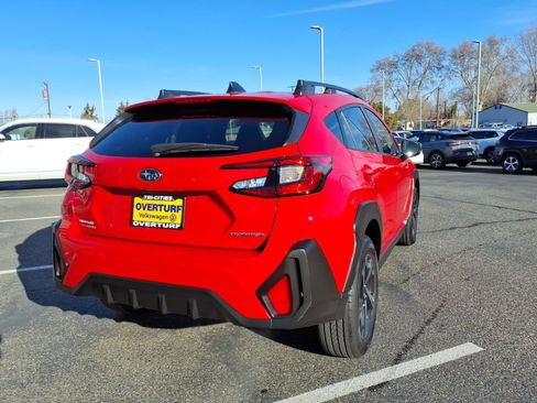 Used 2024 Subaru Crosstrek 2.0i Premium w/ Crosstrek Mirror Package image 4