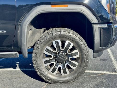 Used 2024 GMC Sierra 2500 Denali Ultimate image 32