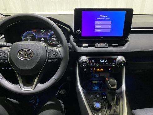 Used 2023 Toyota RAV4 Limited image 20