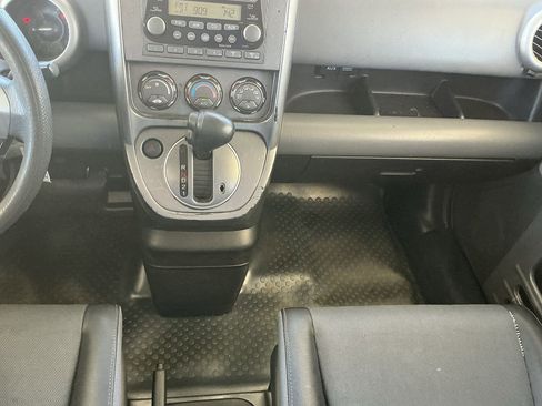 Used 2004 Honda Element EX image 21