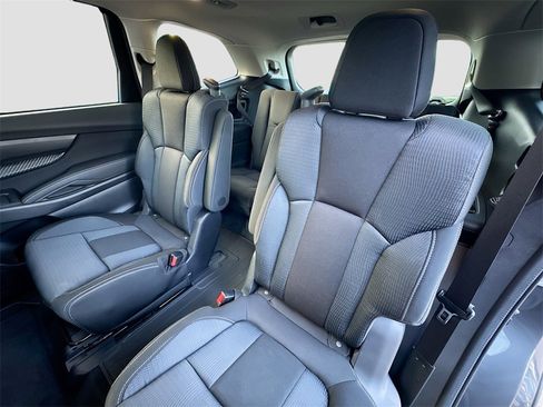 Certified 2025 Subaru Ascent Premium image 21