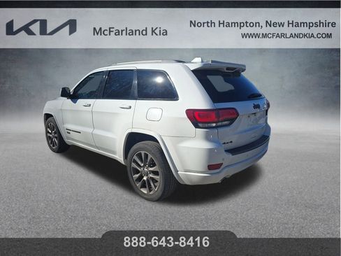 Used 2017 Jeep Grand Cherokee Limited 75th Anniversary image 4