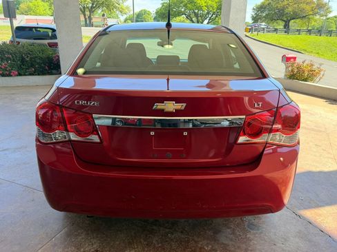 Used 2011 Chevrolet Cruze LT FWD image 5