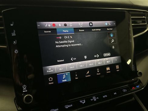 Used 2023 Jeep Wagoneer Series II AWD/4WD image 14