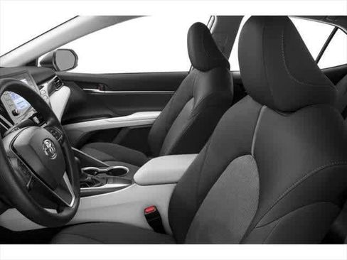 Used 2023 Toyota Camry LE FWD image 6