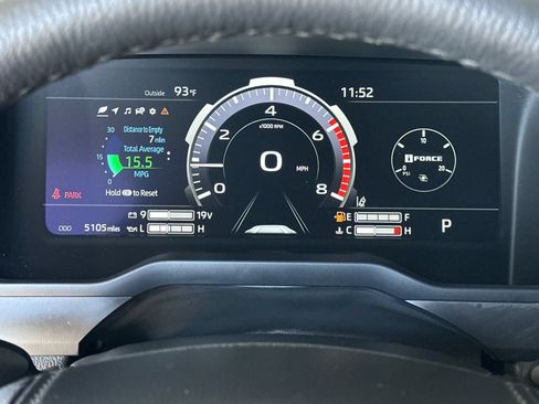Used 2026 Toyota Tundra Limited AWD/4WD image 22
