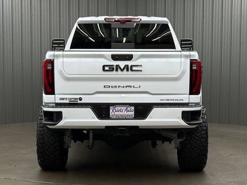 Used 2026 GMC Sierra 3500 Denali Ultimate AWD/4WD image 4