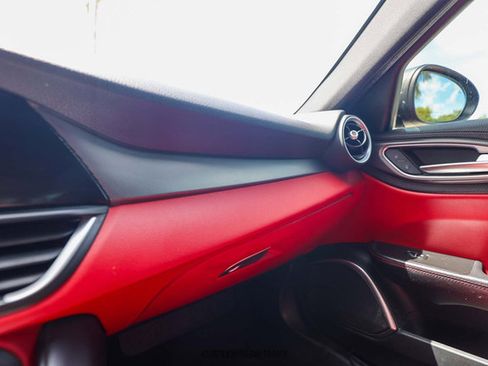 Used 2020 Alfa Romeo Giulia w/ Quick Order Package 22K Sport image 45