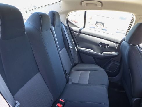 Used 2024 Nissan Sentra SV FWD image 17