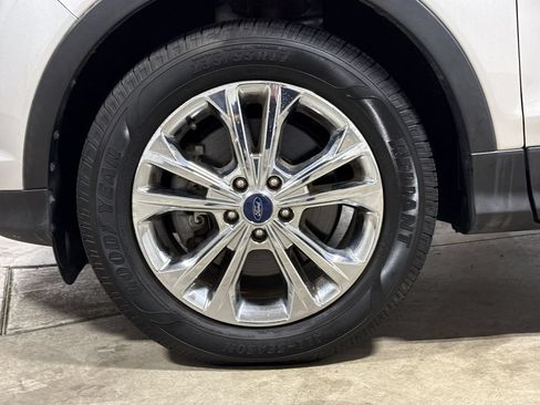 Used 2017 Ford Escape SE AWD/4WD image 26
