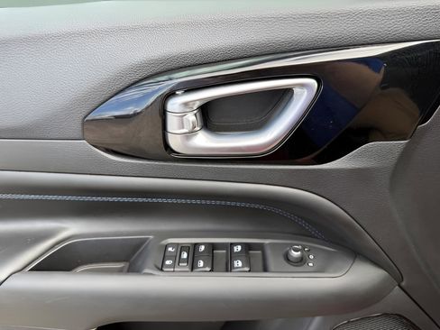 Used 2025 Jeep Compass Latitude w/ Altitude Special Edition image 29