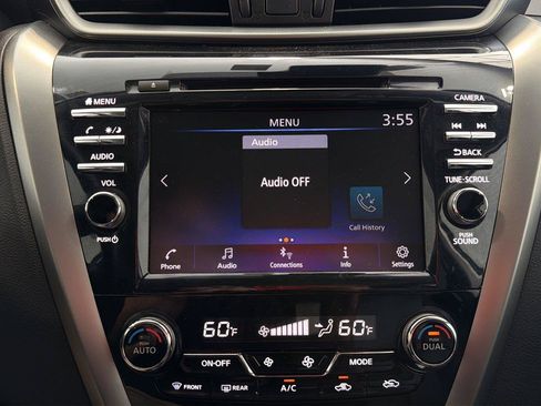 Used 2024 Nissan Murano SV w/ SV Midnight Edition Package AWD/4WD image 18