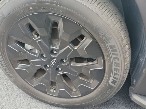 Used 2023 Hyundai Tucson XRT image 3