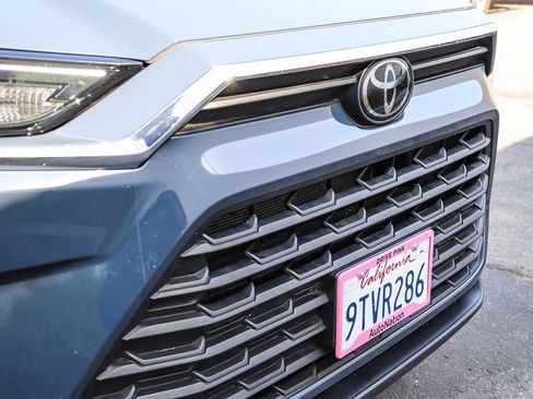 Used 2025 Toyota Grand Highlander FWD image 6