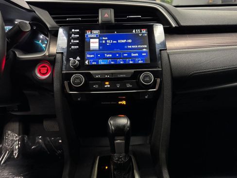 Used 2019 Honda Civic EX image 25
