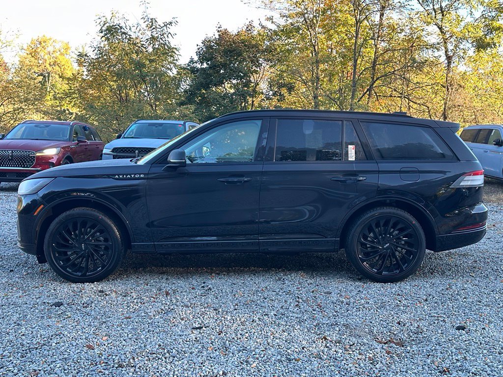 New 2027 Lincoln Aviator Reserve AWD/4WD image 2
