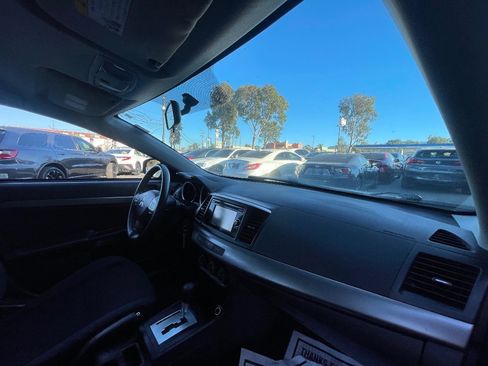 Used 2015 Mitsubishi Lancer ES image 12