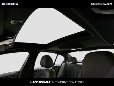 Used 2023 BMW 530i w/ Convenience Package image 12
