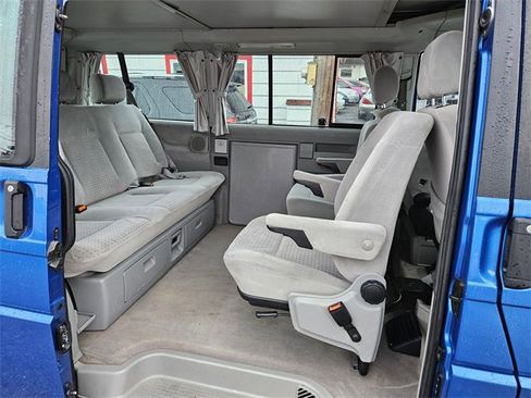 Used 2001 Volkswagen Eurovan MV image 14