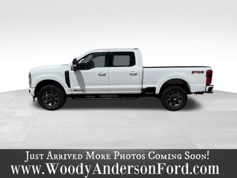 Used 2024 Ford F250 Lariat w/ Sport Appearance Package AWD/4WD image 3