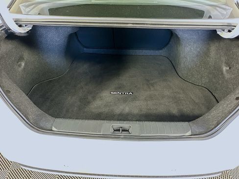 Certified 2025 Nissan Sentra SV FWD image 33