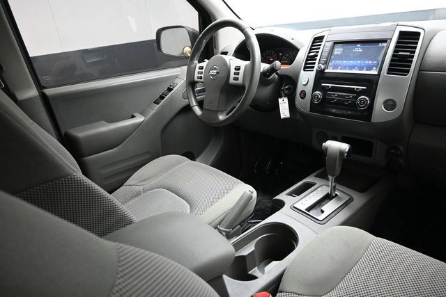 Used 2019 Nissan Frontier SV RWD image 11