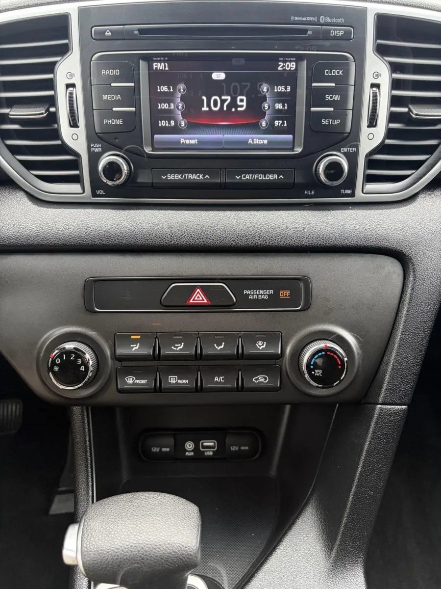 Used 2017 Kia Sportage LX AWD/4WD image 21