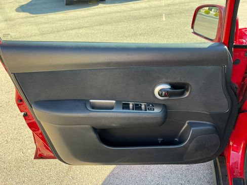 Used 2012 Nissan Versa 1.8 S w/ Special Edition Pkg FWD image 22