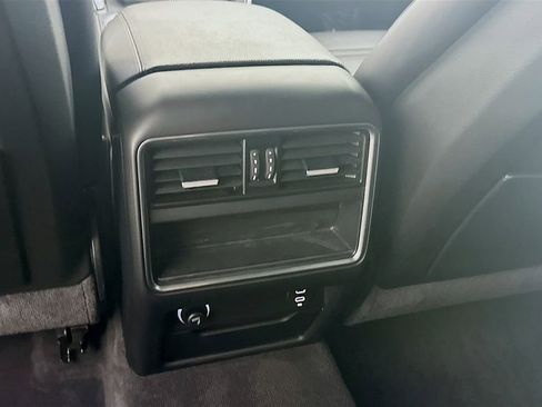 Used 2020 Porsche Cayenne image 26