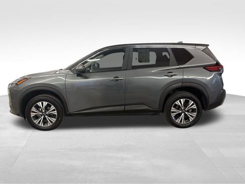 Used 2023 Nissan Rogue SV image 12