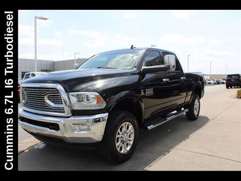 Used 2017 RAM 2500 Laramie w/ Convenience Group AWD/4WD image 3