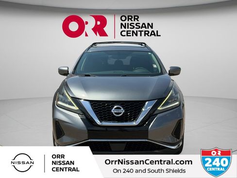 Used 2019 Nissan Murano SV FWD image 2