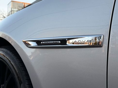 Used 2015 Jaguar XJ Supercharged image 9