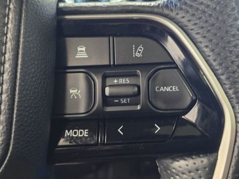 Used 2022 Toyota Tundra Limited image 40