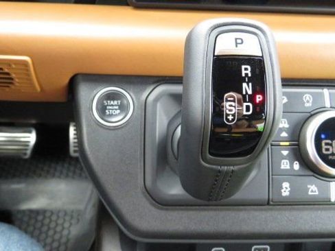 Used 2020 Land Rover Defender 110 X image 21