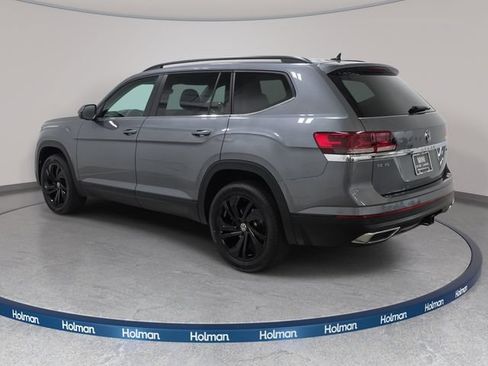 Used 2023 Volkswagen Atlas SE w/ Black Wheel Package AWD/4WD image 8