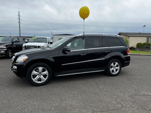 Used 2011 Mercedes-Benz GL 450 4MATIC image 7