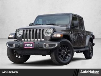 Used 2023 Jeep Gladiator Overland video 1