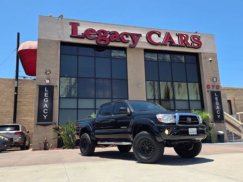 Used 2007 Toyota Tacoma PreRunner RWD image 2