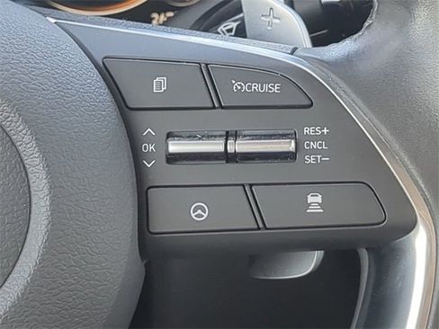 Used 2021 Hyundai Sonata Limited image 26