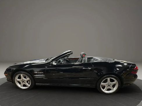 Used 2004 Mercedes-Benz SL 55 AMG image 2