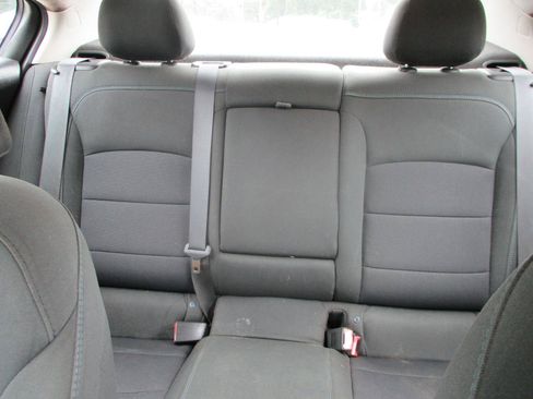 Used 2017 Chevrolet Cruze LT w/ Convenience Package FWD image 16