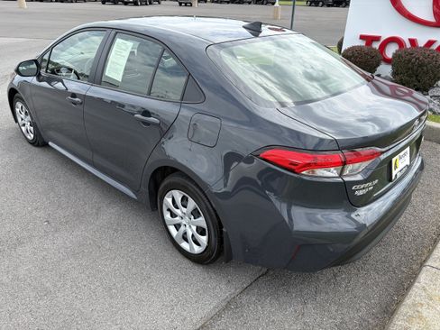 Certified 2023 Toyota Corolla LE w/ Carpet Mat Package (TMS) FWD image 6