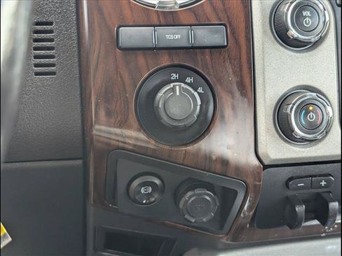 Used 2016 Ford F350 Lariat w/ Lariat Ultimate Package AWD/4WD image 17